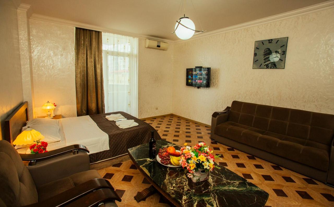 Royal Apartments Batum Dış mekan fotoğraf