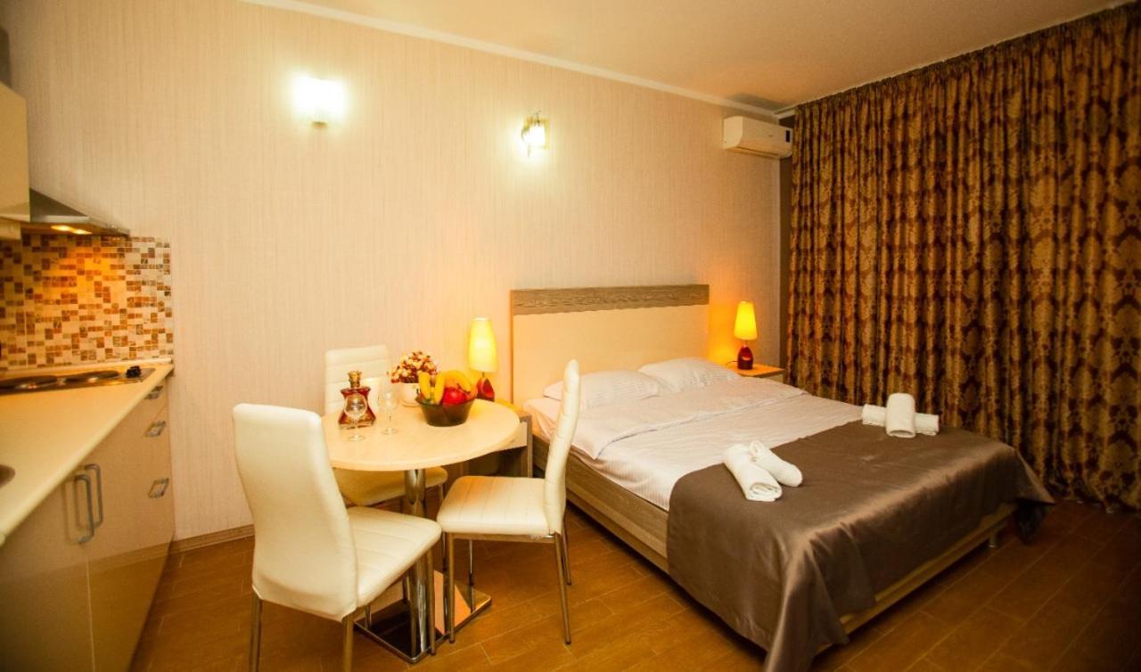 Royal Apartments Batum Dış mekan fotoğraf