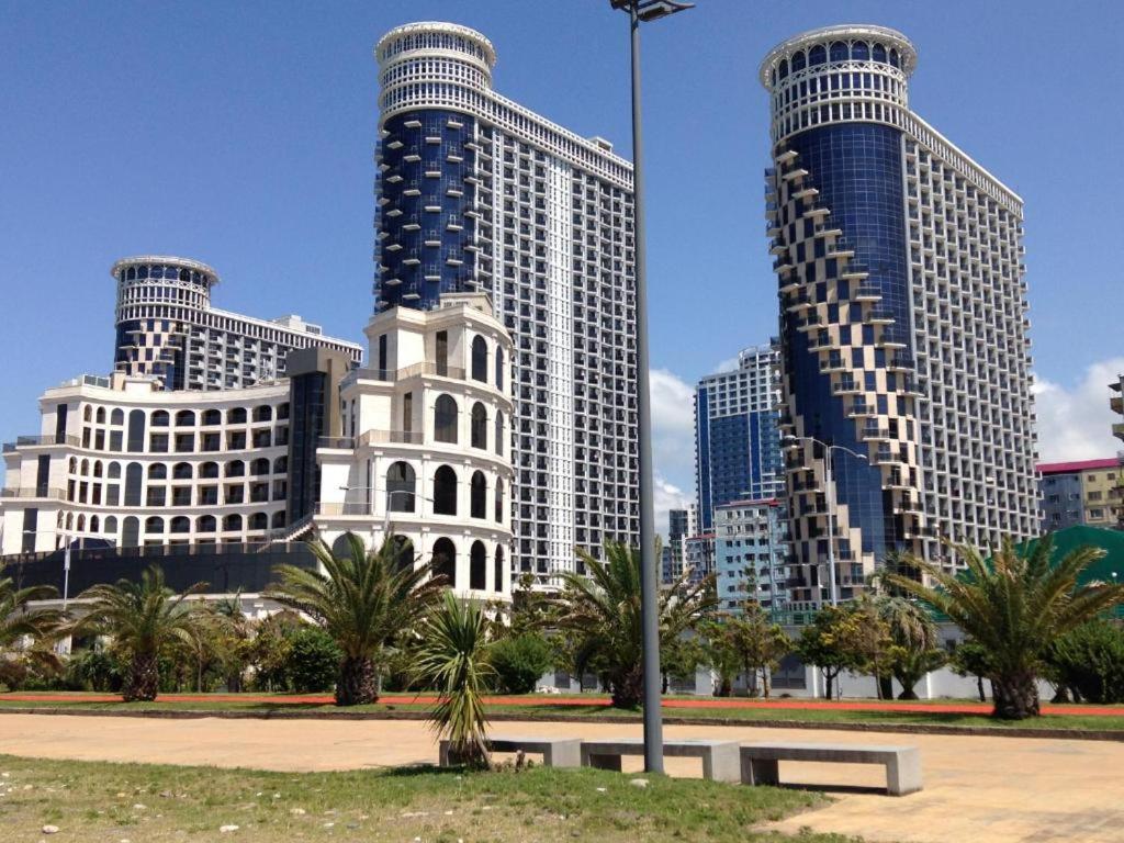 Royal Apartments Batum Dış mekan fotoğraf
