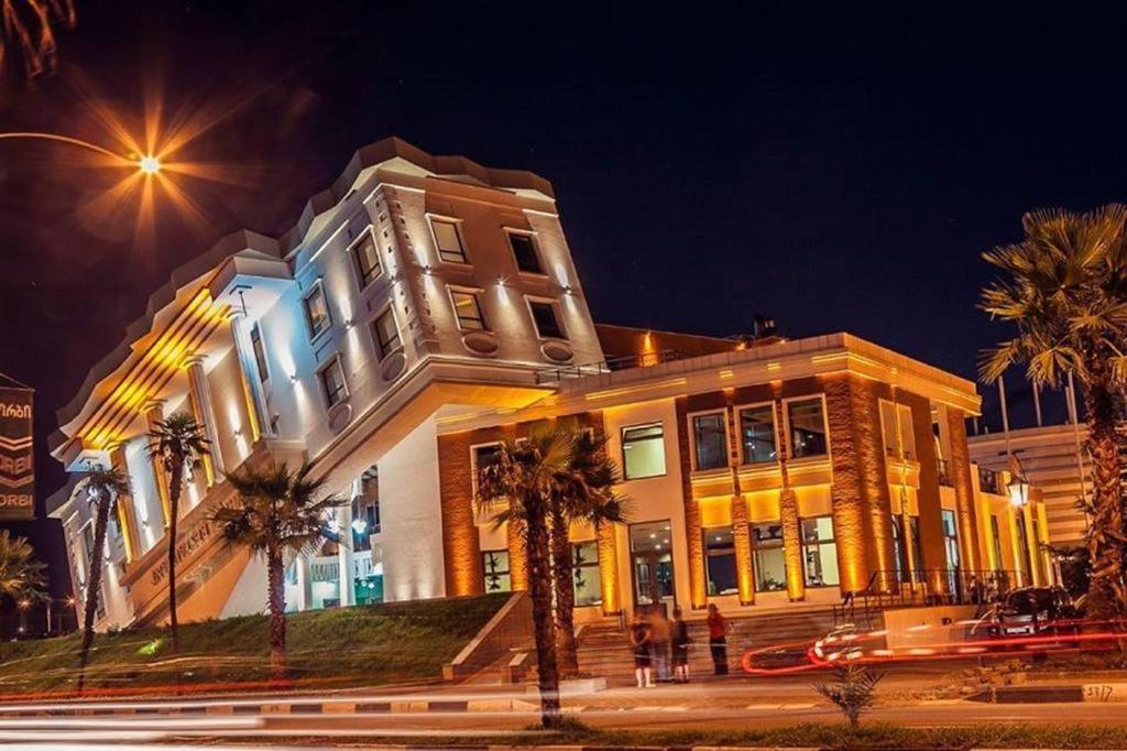 Royal Apartments Batum Dış mekan fotoğraf