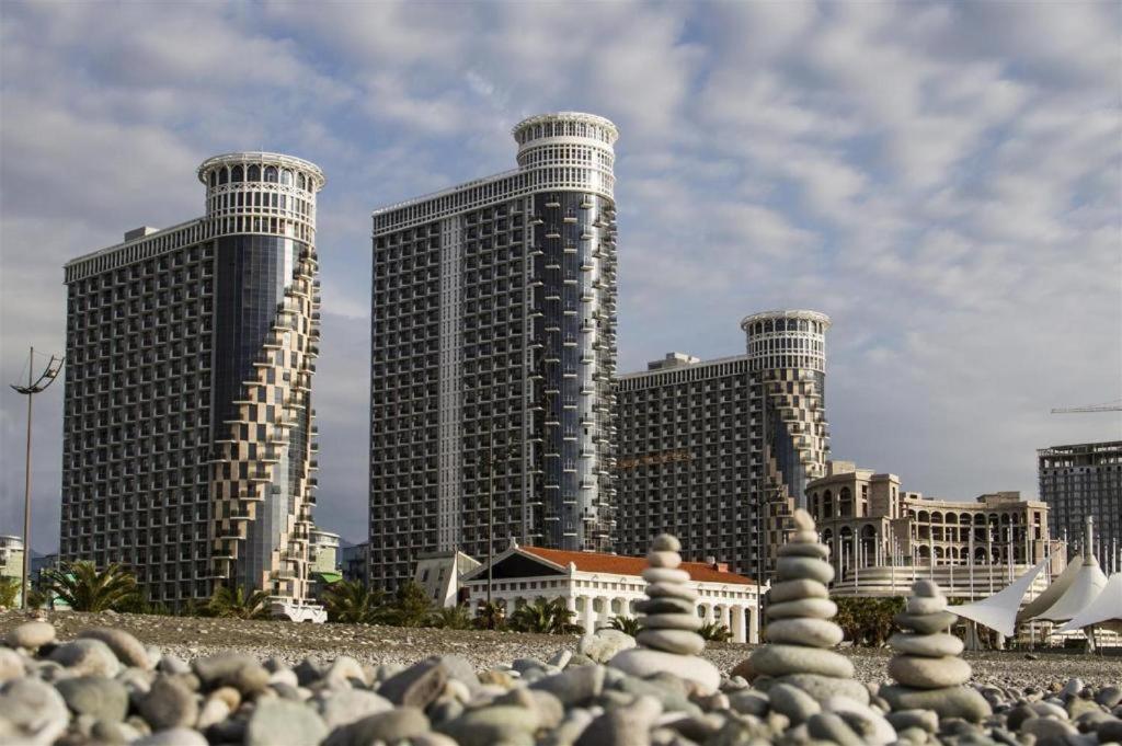 Royal Apartments Batum Dış mekan fotoğraf