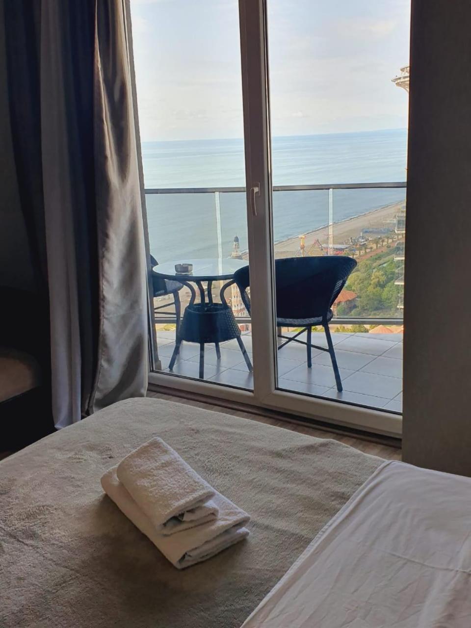 Royal Apartments Batum Dış mekan fotoğraf
