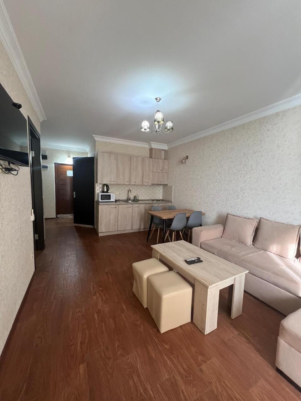 Royal Apartments Batum Dış mekan fotoğraf